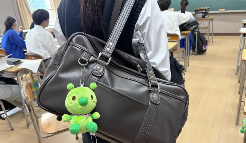 「かわいい」と人気のぬいぐるみ(7月21日、京滋信組提供)