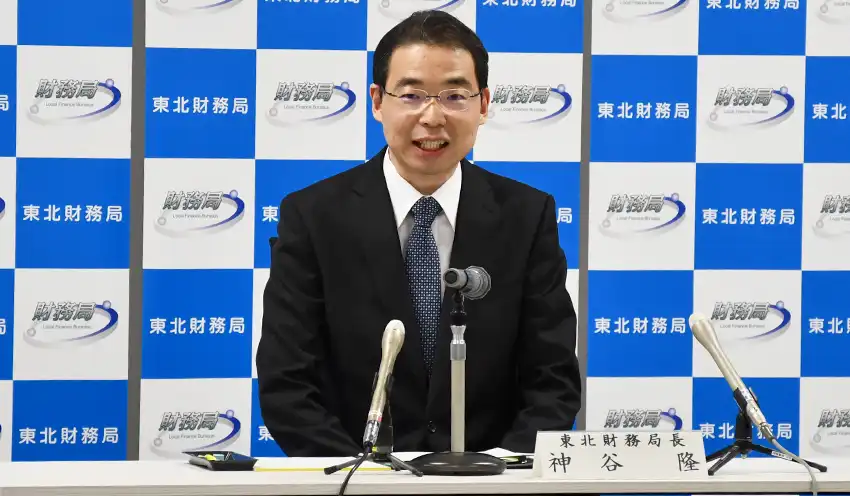抱負を述べる神谷局長（7月18日、仙台合同庁舎B棟）