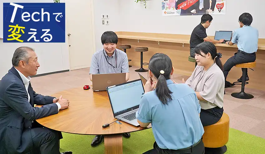 オフィスラウンジに生まれ変わった書類保管庫（7月18日、本部）