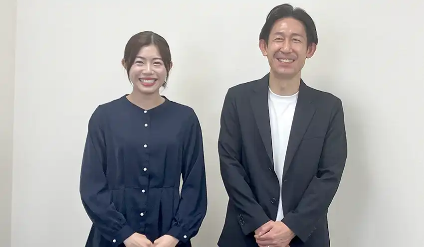ビジネスカジュアルを導入した豊田信金の本部職員（9月1日、豊田信金本部）