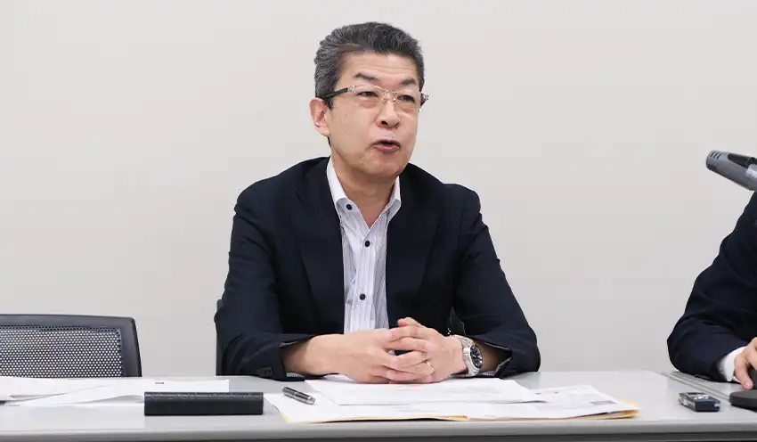 投信概況を説明する投信協の須田事務局長(9月11日、東証)
