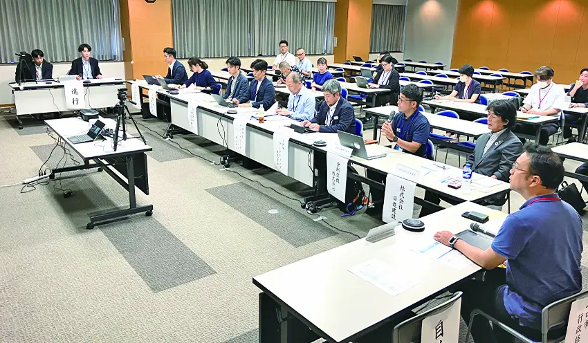 山口フィナンシャルグループがスモールコンセッションをテーマにしたセミナーを開き、官民対話が実施された（8月28日、下関市内）