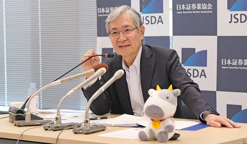 NISA普及への思いを語る日証協の日比野会長（9月17日、都内）