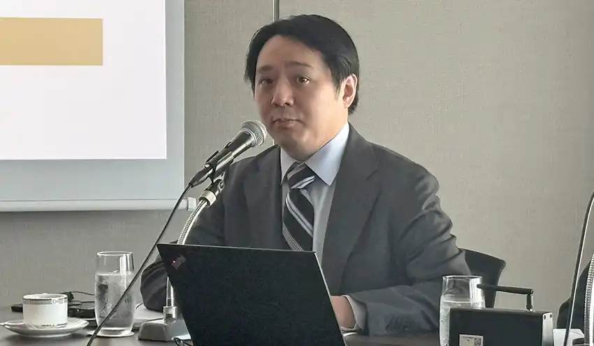 金市場について説明する、WGCアジア太平洋地域（中国を除く）責任者兼中央銀行部門グローバル責任者のシャオカイ・ファン氏（9月25日、都内）