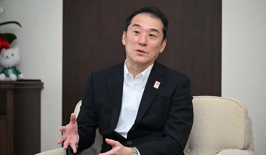 「未来の日本経済を支える企業を育てる」と語る岩永社長（8月28日、りそなホールディングス本社）