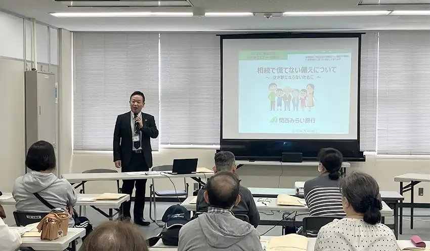 講師を務めた松浦氏(10月28日、東住吉区役所)