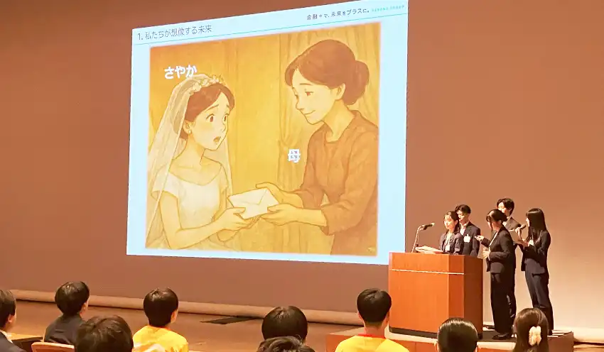 「タイムカプセル信託」を発表し金賞を受賞した八尾支店チーム（10月6日、りそなグループ大阪本社ビル）