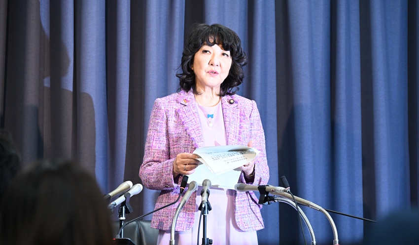 重点施策を述べる片山さつき財務相（10月22日、財務省）